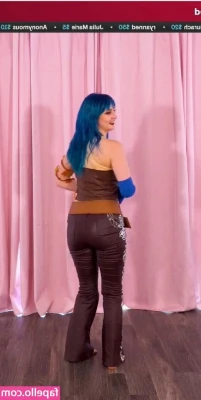 Littlesiha - 2014, Glass and Hitachi, 4:44.  Cumming with a glass dildo and