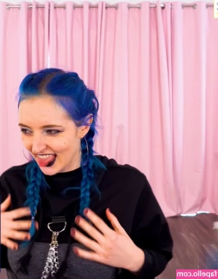 Littlesiha - Wanna see more content   hit the subscribe button