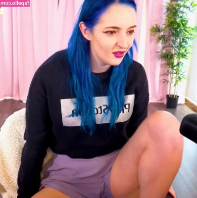 Littlesiha - Unlock to remove the ⭐️'s  my areolas are peachy pink today 💞