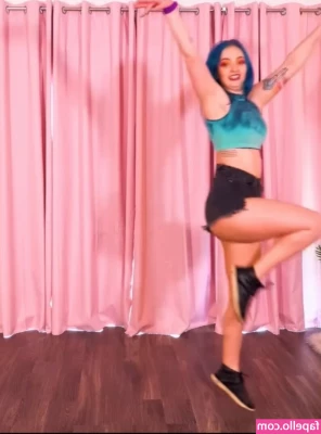 Littlesiha - I know as soon as you see this clip you’ll be ready to stroke your