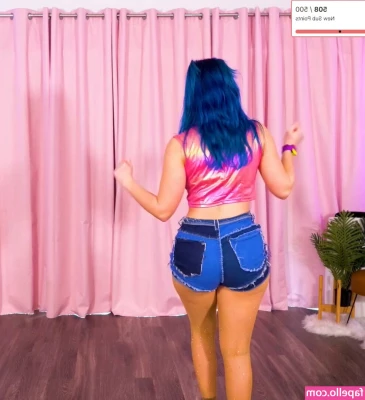 Littlesiha - Happy Wednesday