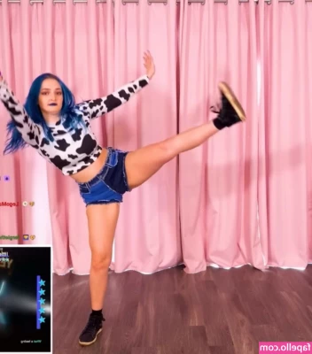 Littlesiha - Just cum inside me and plugged🍑👌🏻 I want to feel like your