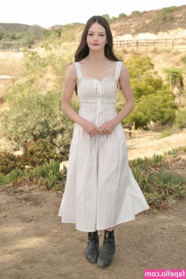 Mackenzie Foy [ mackenzie-foy ] - ups🫠🫣
