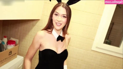 Mary Haze [ mary-haze ] - I have a wet t-shirt contest with myself in the bath. Wanna know who