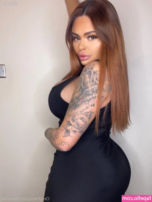 Lexie Essex [ lexie-essex ] - Tits are my fav body part so makes sense I d get them tattooed on me