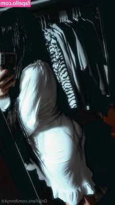 Bnnykit - now offering dick rating videos   minimum 2 minutes- just to talk
