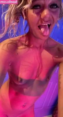 Spicy Chels [ spicy-chels ] - Happy hump day!