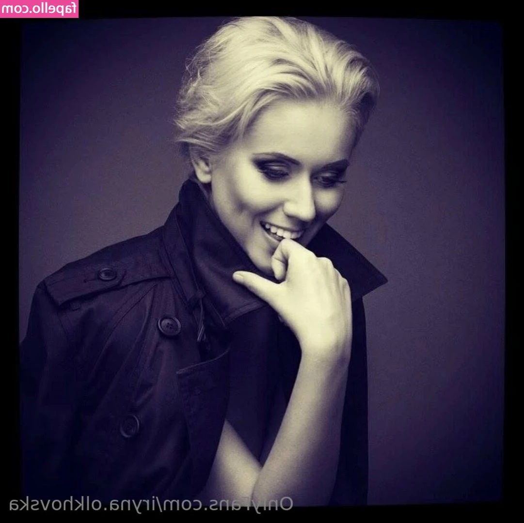 iryna.olkhovska [ iryna-olkhovska ] - Half way through getting dressed and this happens