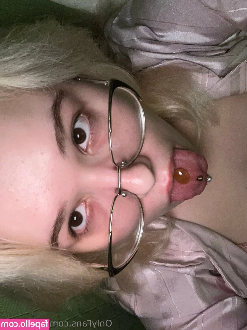 yasminika - wanna see me naked