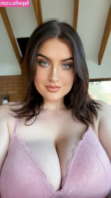 sophoalicexo - tanning my ass
