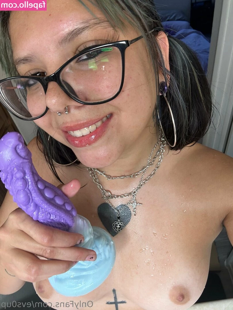 icyyyy555 - São tantas camadas de perfeiçao que você seria capaz de se