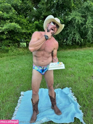 mr_tjclean [ mr-tjclean ] - Mmmmmm on the overlook