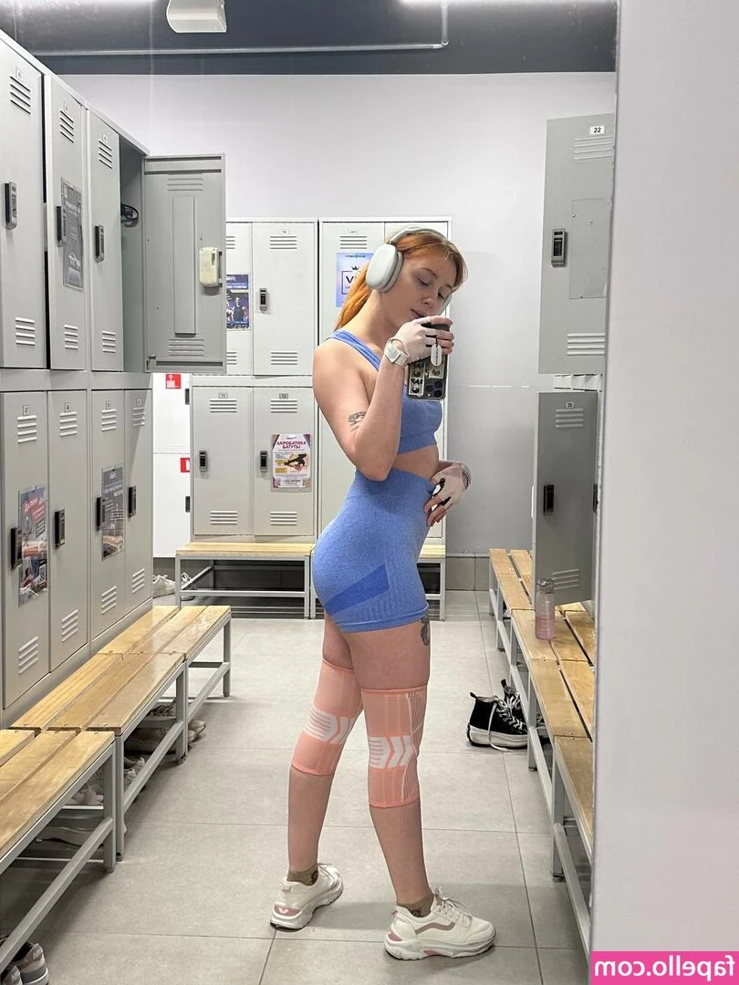 Aechka Cosplay [ aechka-cosplay ] - Boobs and bubbles 😜! Just a little something I took the other day!