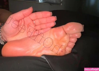 RichOFFfeet - Do you wanna be my slave or my master