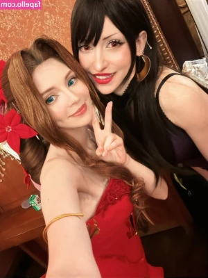 PeachMilky [ peachmilky-69 ] - Friend Accidentally Shows Her Pussy...Kinda 🤭 [5:39] - Alice is