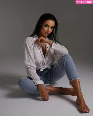 Ellina Bandeeva [ ellina-bandeeva ] - All new content coming soon and it’s GREAT!  Tip $10 for a special