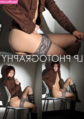  [ joeykim ] - Cum and get a taste 🤭