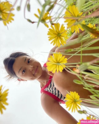 Jinn_juni [ jinn-juni ] - How warm do you think my insides are? 🍑