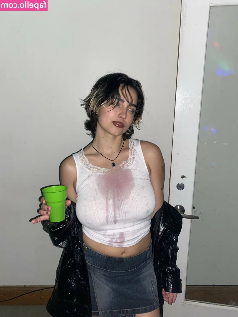 ktcherriez - Posting at 9:30 👀