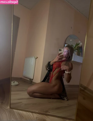Josephine Wagner [ josephine-wagner ] - tit(s)