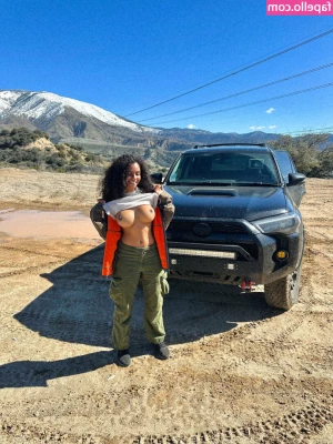 PrincessHelayna - wanna fuck me from the back