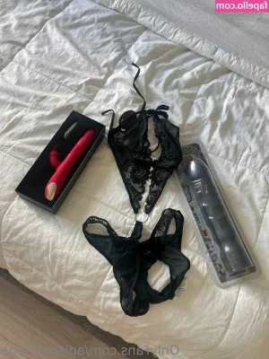 Adison Briana [ adison-briana-2 ] - HAPPY VALENTINES DAY