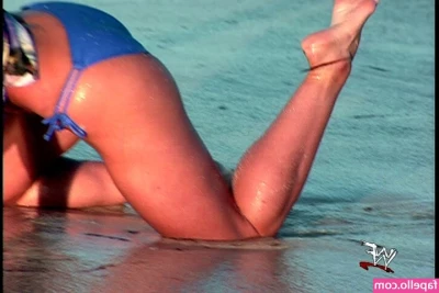 Amy Dumas [ amy-dumas ] - I could use a tongue bath, work you way up starting with my toes.