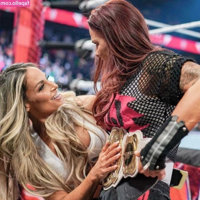 Amy Dumas [ amy-dumas ] - Unpopular opinion: I love love love Christmas music 😂
