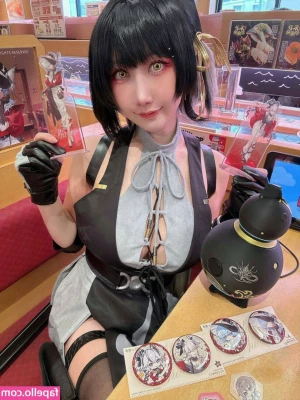 Miss Seven [ miss-seven ] - Que no se pierda la costumbre de posar con lo que este al alcance