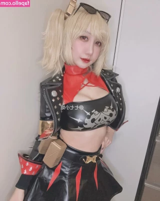 Miss Seven [ miss-seven ] - You won't find porn like this anywhere else