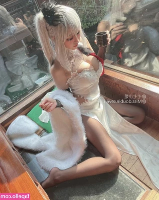 Miss Seven [ miss-seven ] - Do you want to see what I do when I get home from class?😈