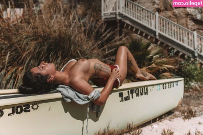 Reed Suicide [ reed-suicide ] - Now I need you here  curing my anxiety and kissing the corners that