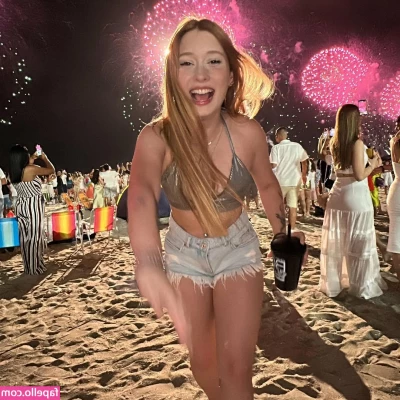 Camilleadrt - Happy Independence Day    Exclusive unreleased bonus content from the