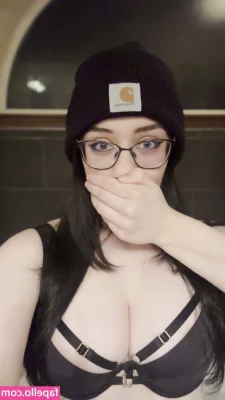 succuwubus69 - Swipe to end for pussy