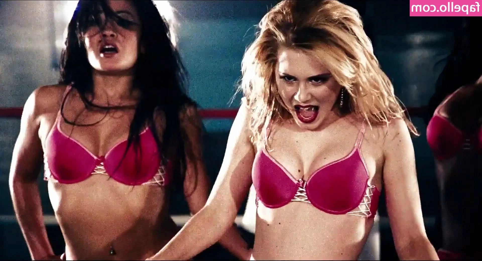 Alison Lohman [ alison-lohman ] - Warm & toasty