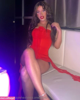 vanessa_transgirl [ vanessa-transgirl ] - Sexy and hot photos wearing and unwearing my new panties