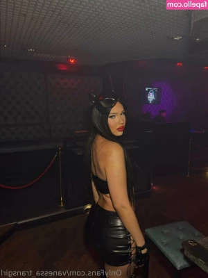 vanessa_transgirl [ vanessa-transgirl ] - Hola mi cachorrito   Hay muchas cositas que me encantaría contarte y