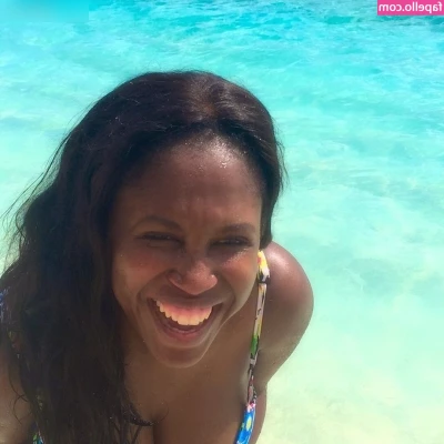 Motsi Mabuse [ motsi-mabuse ] - are you ready for me to turn around ? 😈