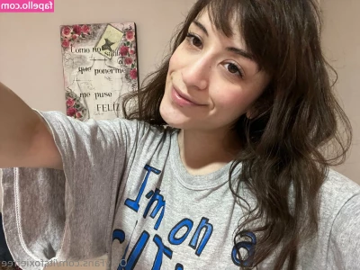 itsfoxiefree - massage me
