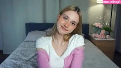 brimladamos - Just a lonely girl waiting for someone to pull off these yoga pants