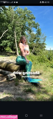 Sophi.baddi [ sophi-baddi ] - 🍑 peach anyone? Head on over to www.onlyfans.com/littlemissconniee