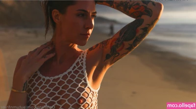 Autumn Fryer [ autumn-fryer ] - Here’s 2 pics of me bent over in my thong at a very special price