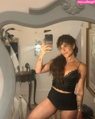 Priscila Sol [ priscila-sol ] - Good morning