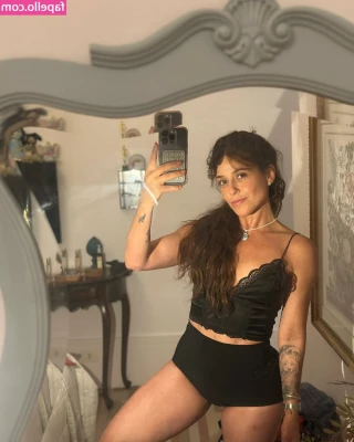Priscila Sol [ priscila-sol ] - Happy Freaky Friday   Tip Your Fav Cyberslut To See More