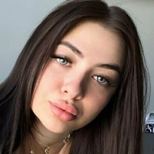 stella_ren