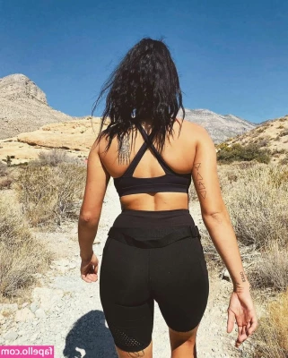 Casey O' Neill [ casey-o-neill ] - The view from the back is unreal 🙏🏾