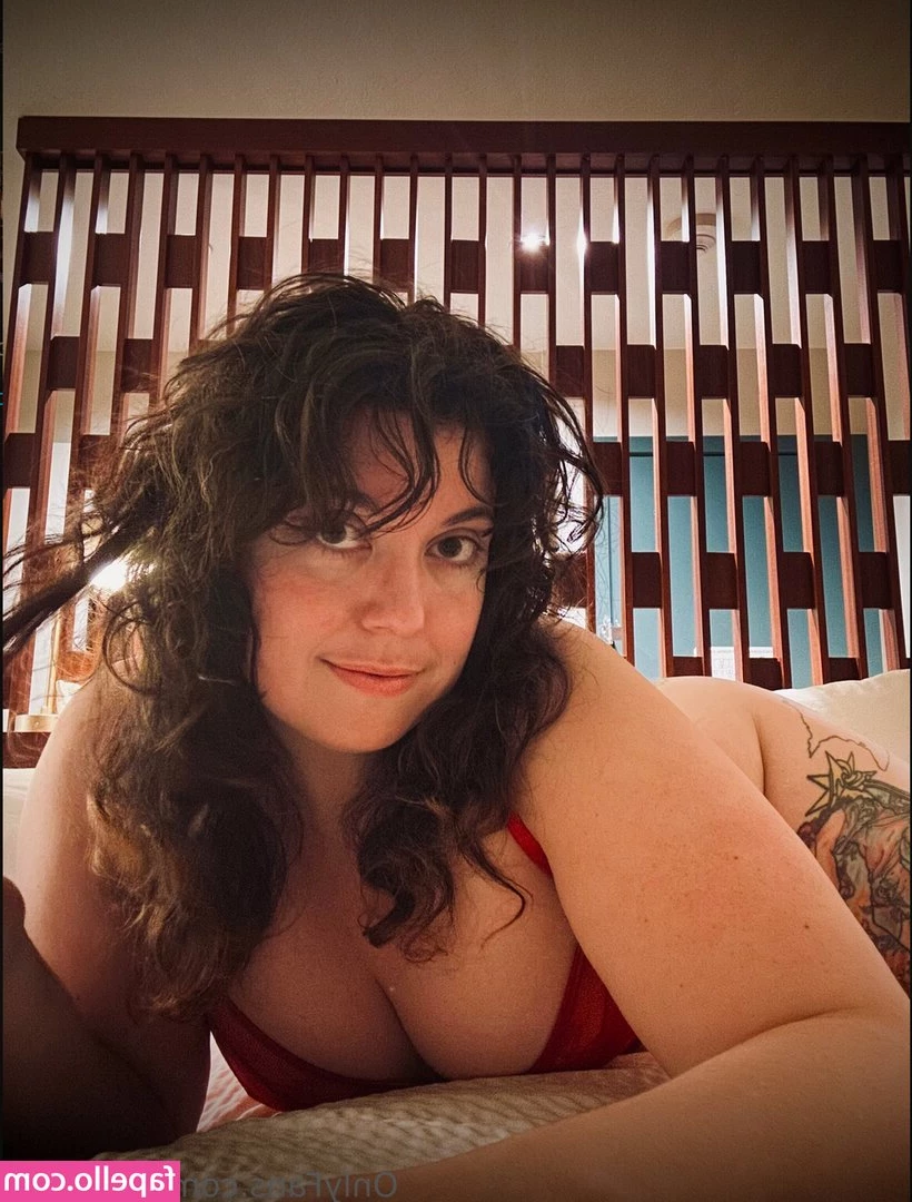 Jenny Zigrino [ jenny-zigrino ] - New set coming soon 👀
