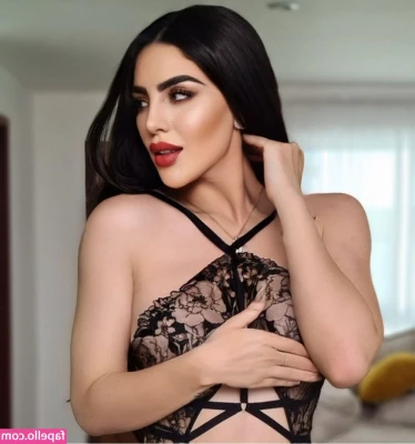 Mary Baltazar [ mary-baltazar ] - Just getting ready to shoot a little something for you guys