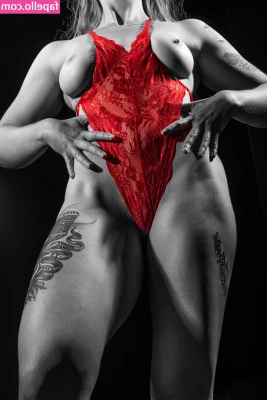 Anna Carina [ anna-carina ] - Anybody want to have some fun tonight? DM me now😈