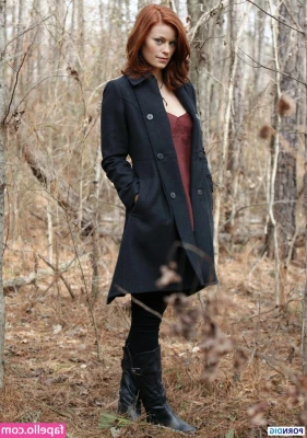 Cassidy Freeman [ cassidy-freeman ] - Help me do my laundry 🧺 🙏🏼